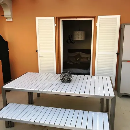 2 Pieces Avec Terrasse מונטה קרלו